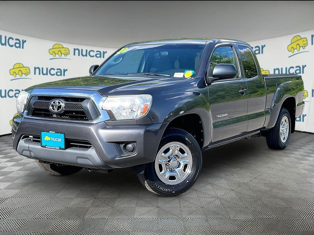 Used 2014 Gray Toyota Base image 3