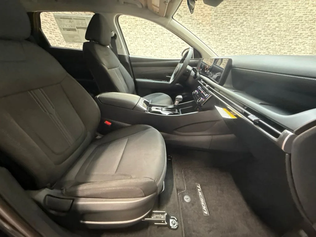 New 2026 Phantom Black Hyundai SEL image 12