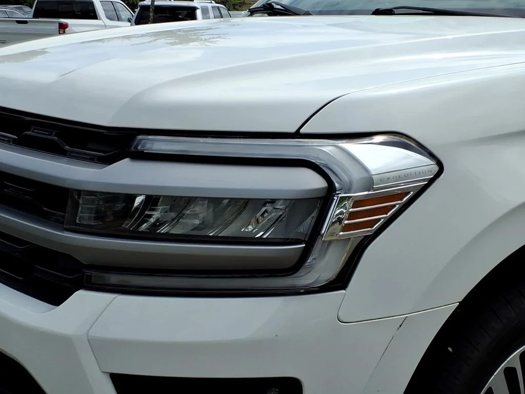 Used 2022 White Ford XLT image 28