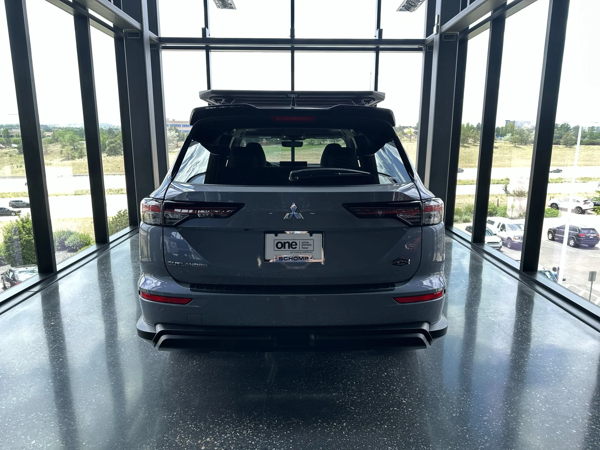 New 2026 Moonstone Gray Metallic/Black Roof Mitsubishi Trail Edition image 7