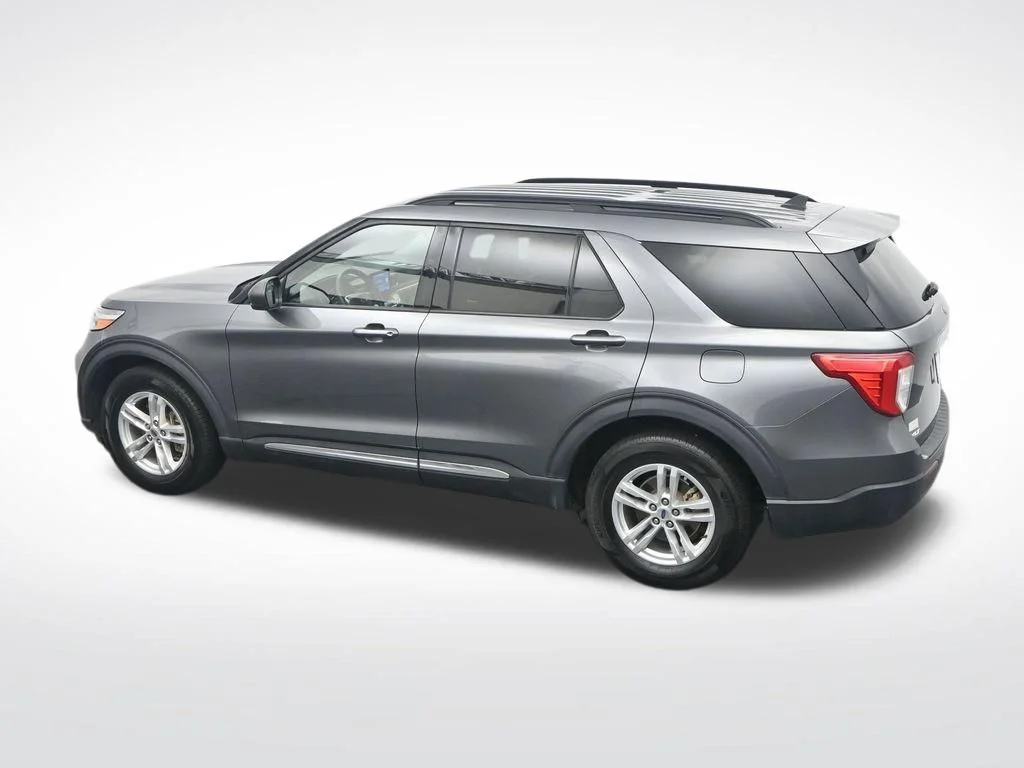 Used 2022 Carbonized Gray Metallic Ford XLT image 31
