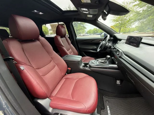 Used 2023 Gray Mazda Carbon Edition image 27