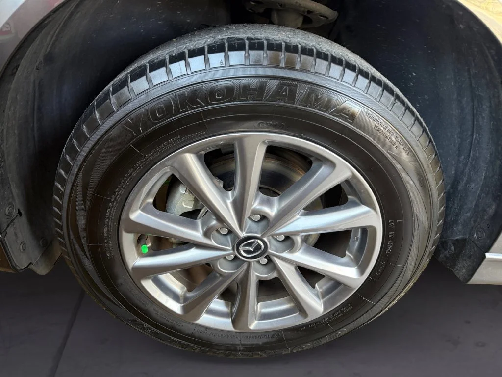 Used 2025 Gray Mazda 2.5 S Select Package image 9