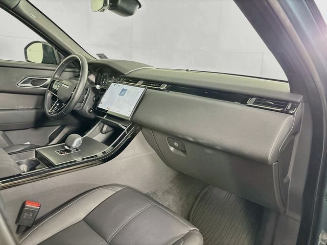 Certified Used 2026 Giola Green Land Rover S image 29