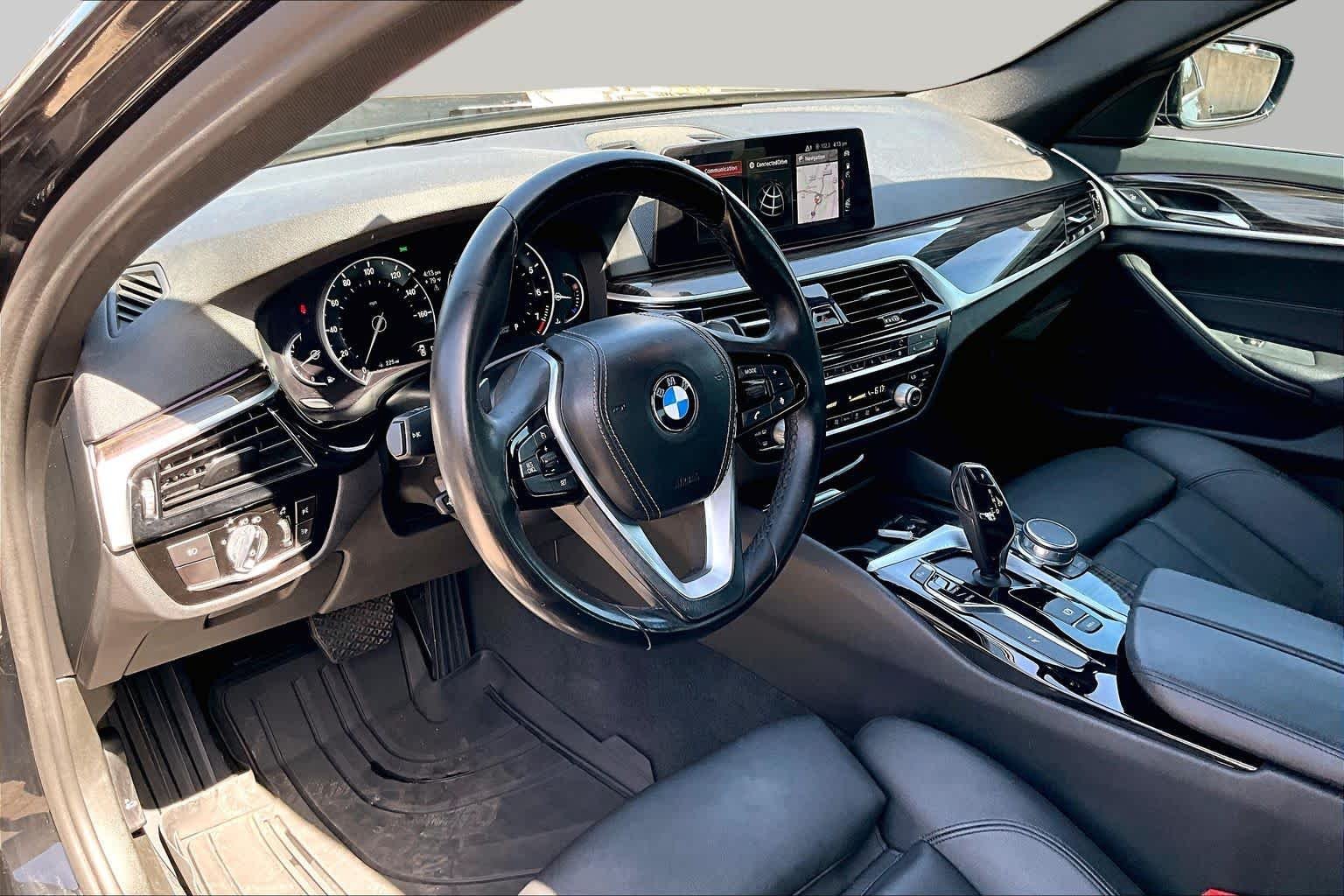 Used 2018 Jet Black BMW 530i image 20