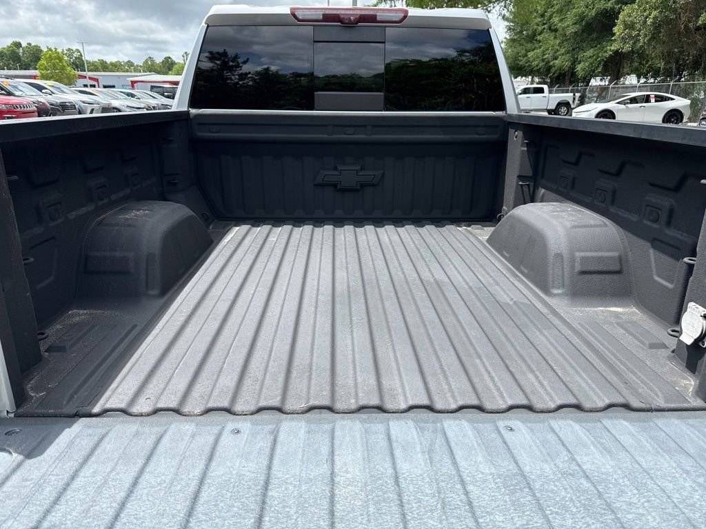 Used 2022 Silver Chevrolet LTZ image 19
