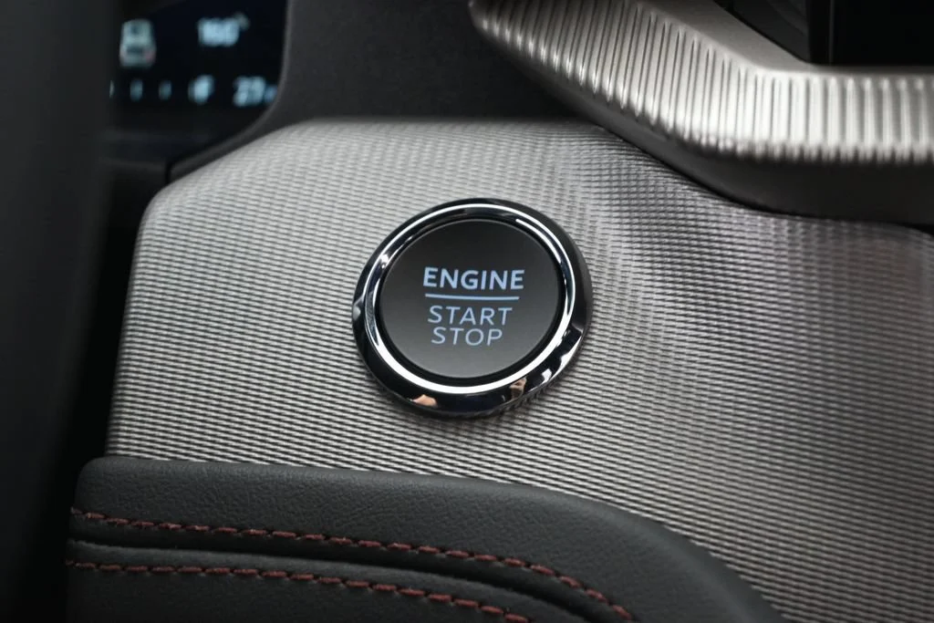 New 2027 Avalanche Gray Ford Active image 13