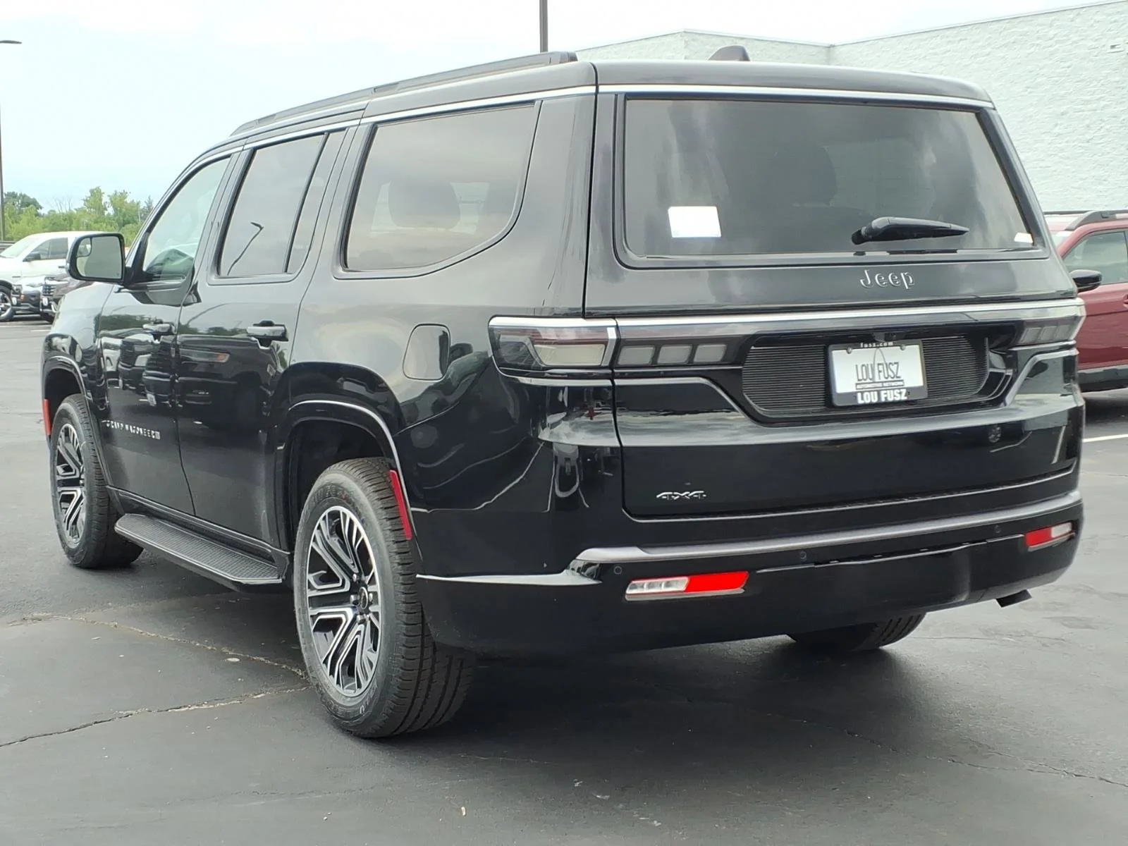 New 2026 High Gloss Black Exterior Paint Jeep  image 4