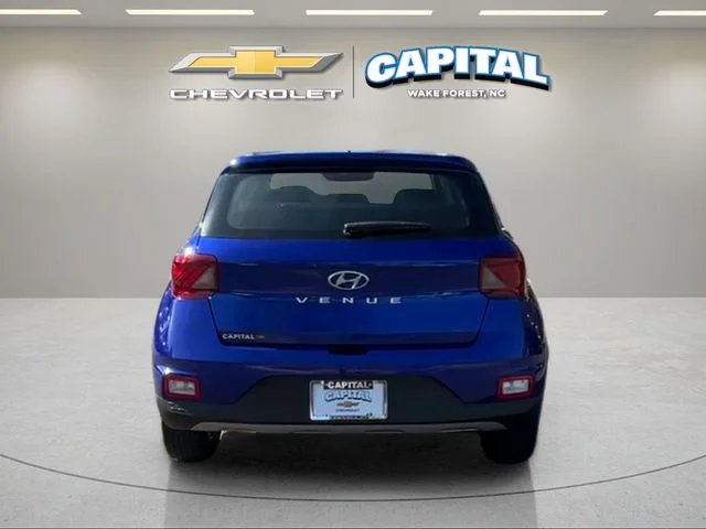 Used 2025 Blue Hyundai SEL image 4