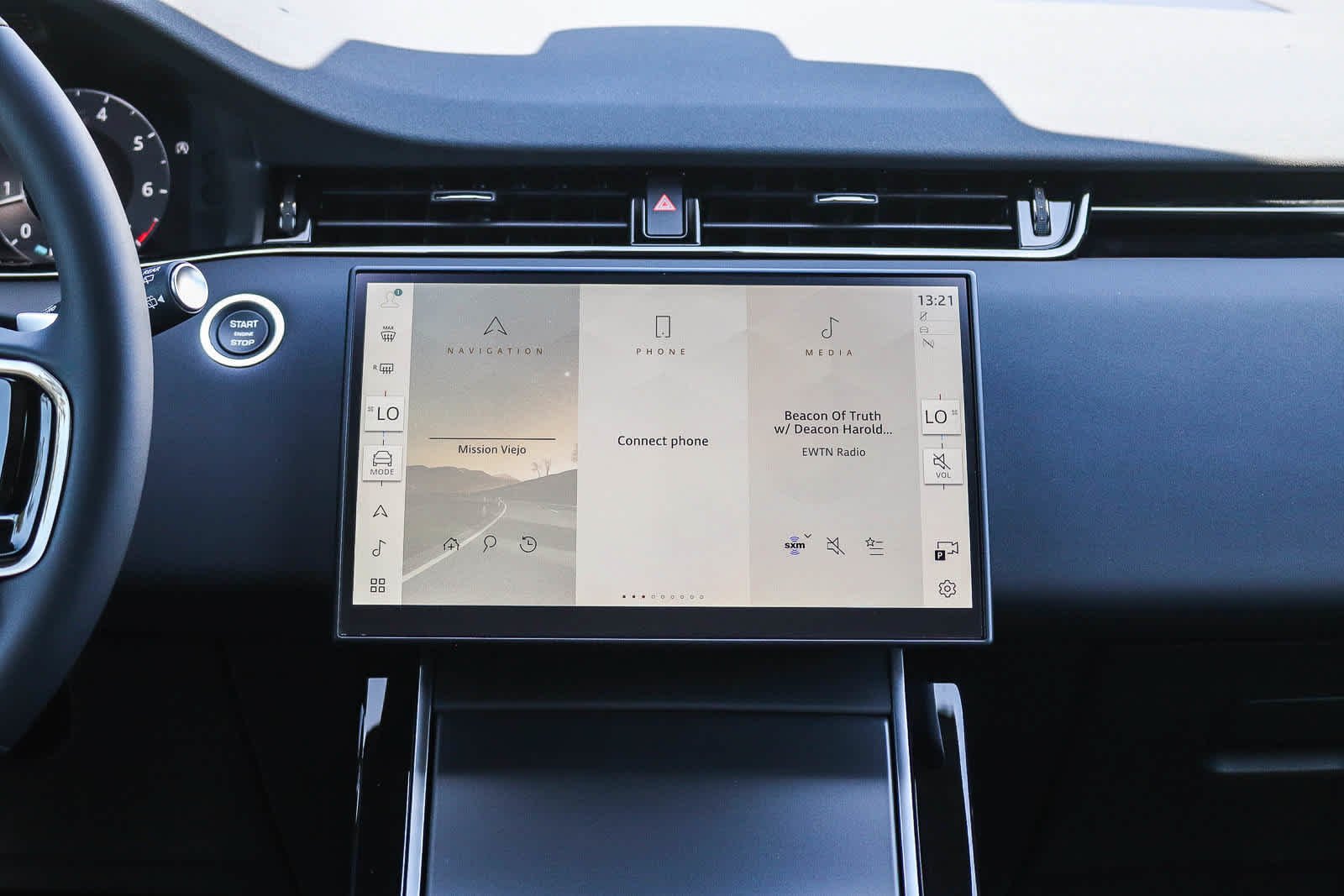 New 2026 Santorini Black Land Rover Core S image 11