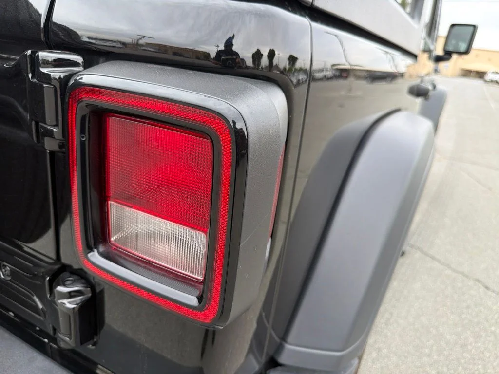 Used 2025 Black Jeep Sport S image 4