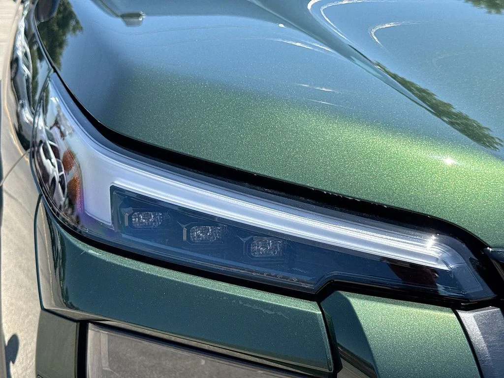 New 2026 DEEP EMERALD GREEN PEARL Subaru Premium image 40