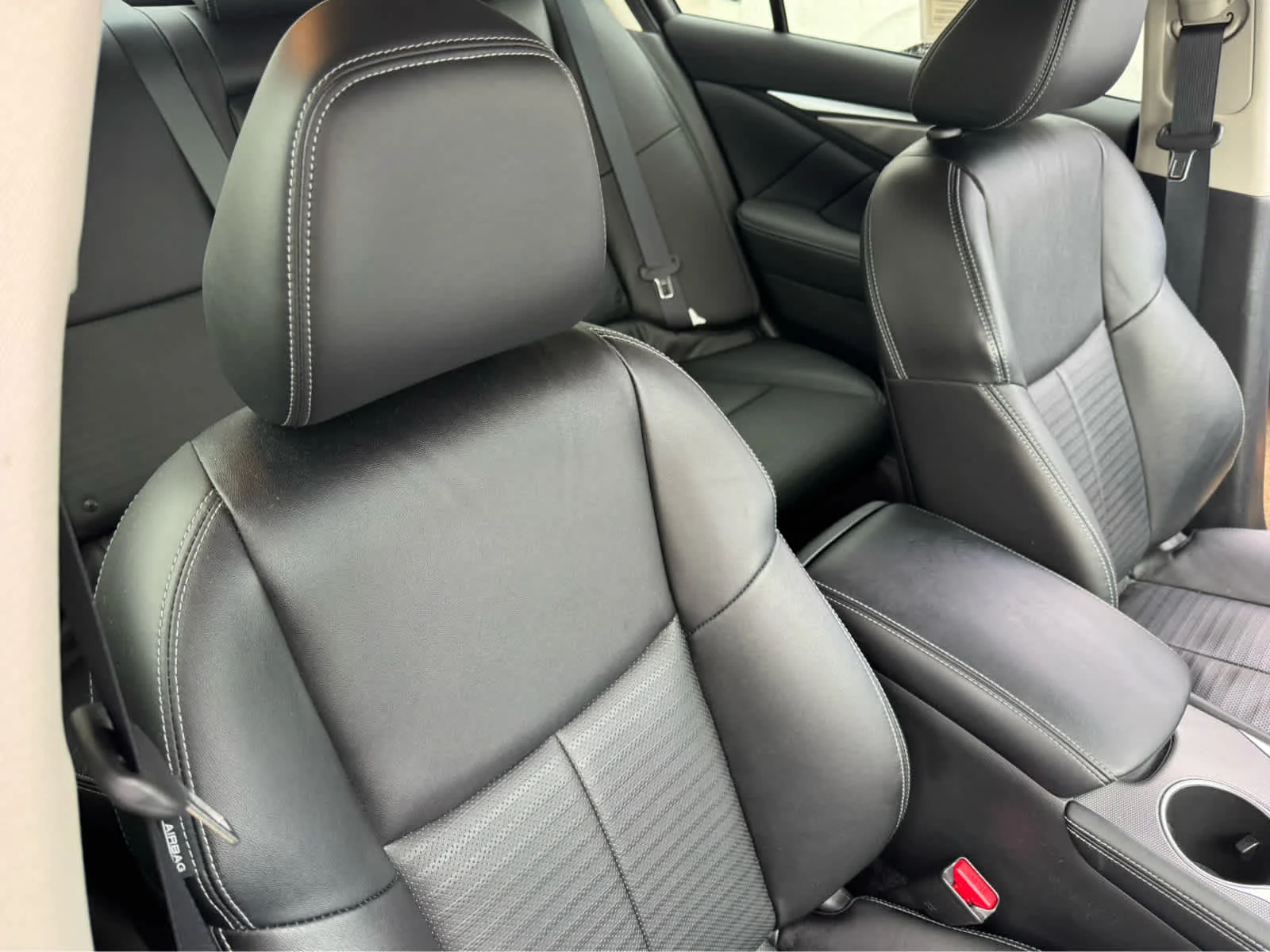 Certified Used 2019 Midnight Black INFINITI 3.0t SPORT image 13