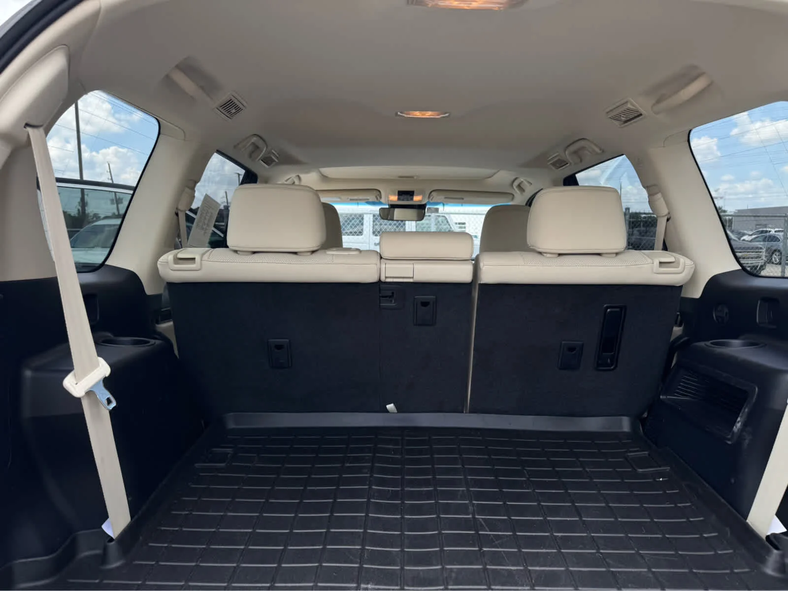 Used 2021 Starfire Pearl Lexus Premium image 27