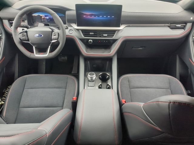 New 2026 Star White Metallic Tri-Coat Ford ST image 13