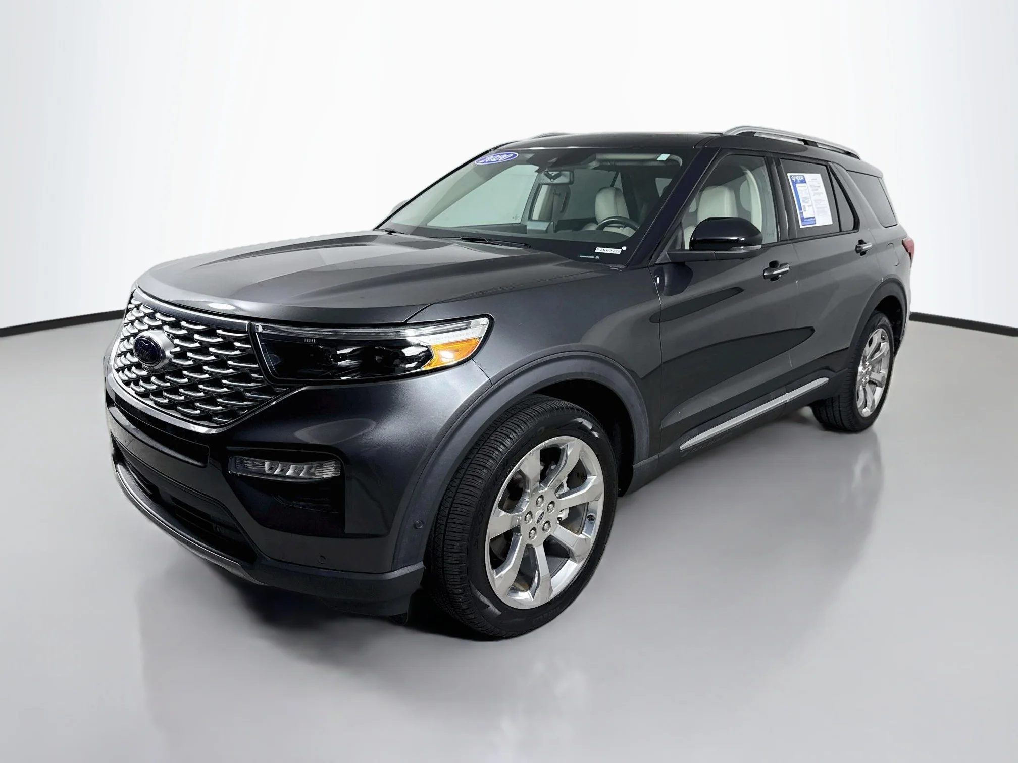 Used 2020 Magnetic Metallic Ford Platinum image 3