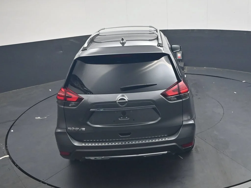 Used 2017 Gun Metallic Nissan S image 20