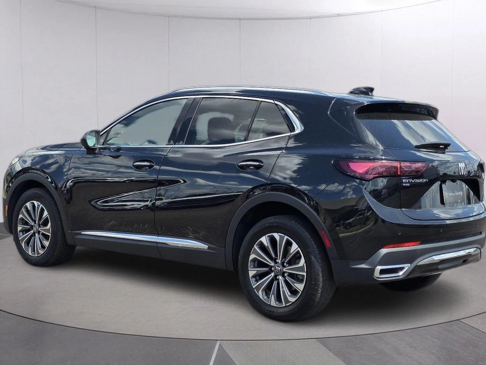 Used 2024 Ebony Twilight Metallic Buick Preferred image 7