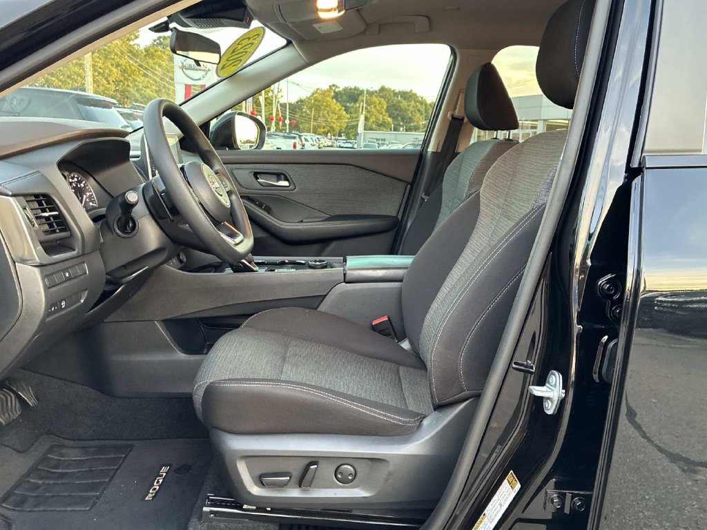 Used 2023 Black Nissan SV image 21