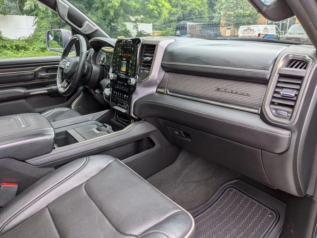 Used 2020 Silver Ram Limited image 33