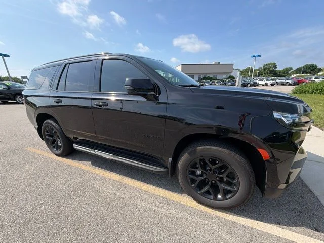 Used 2022 Black Chevrolet LT image 3