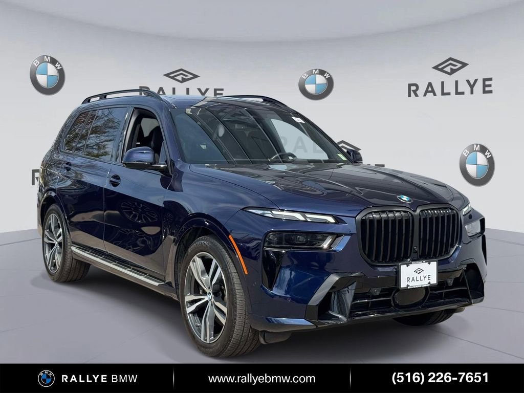 2023 BMW X7