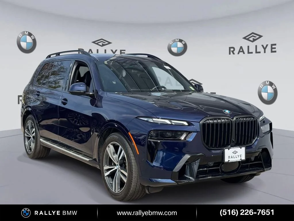 2023 BMW X7