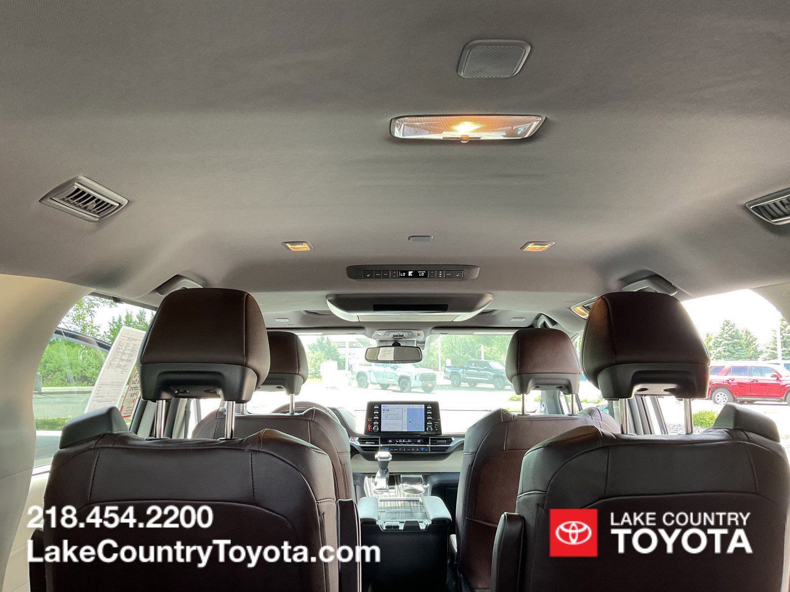Used 2022 Silver Toyota Platinum image 15