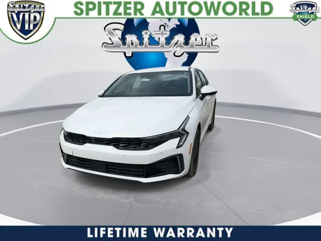 New 2026 Snow White Pearl Kia LXS FWD image 4