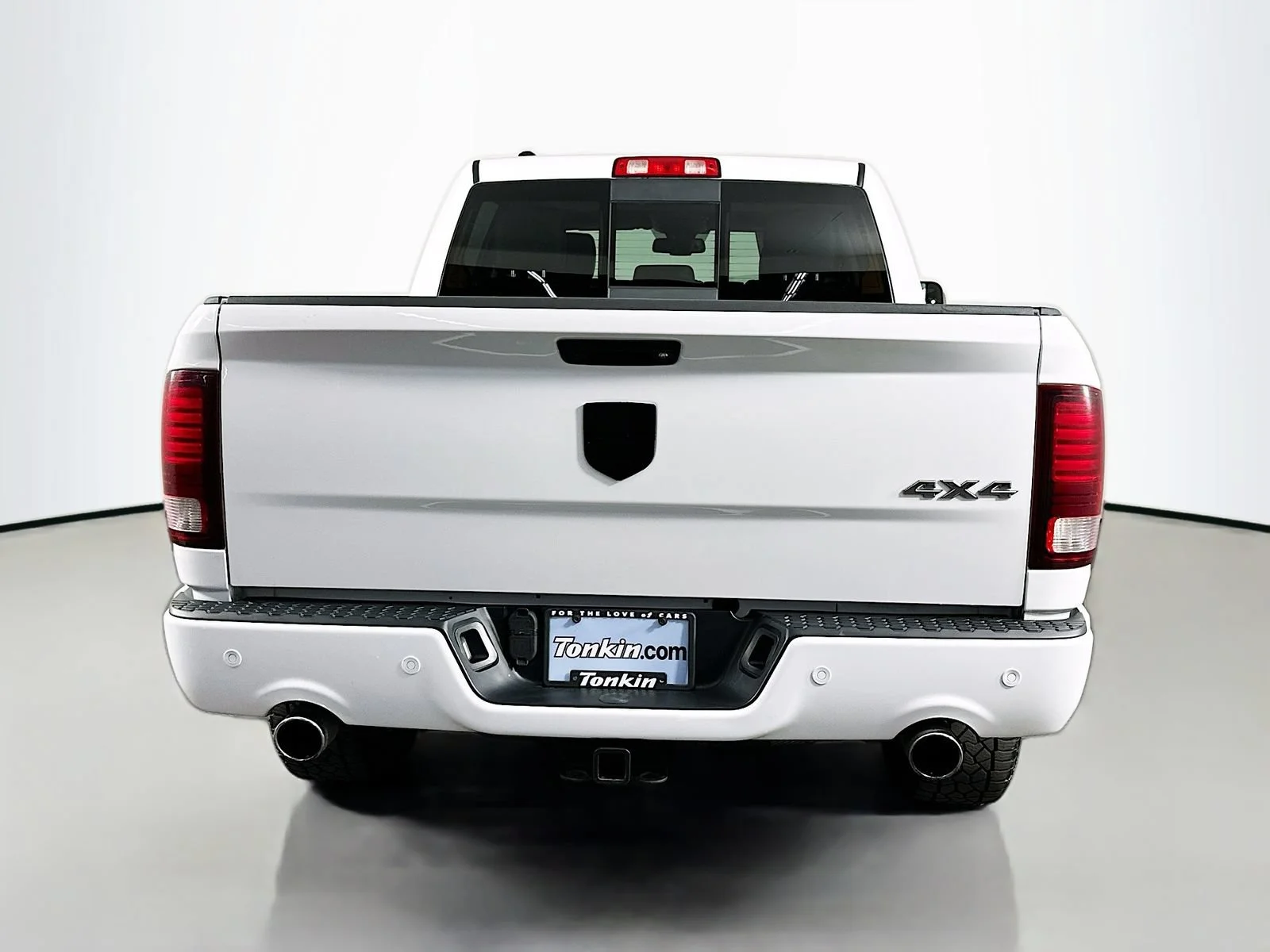 Used 2017  Ram Sport image 7