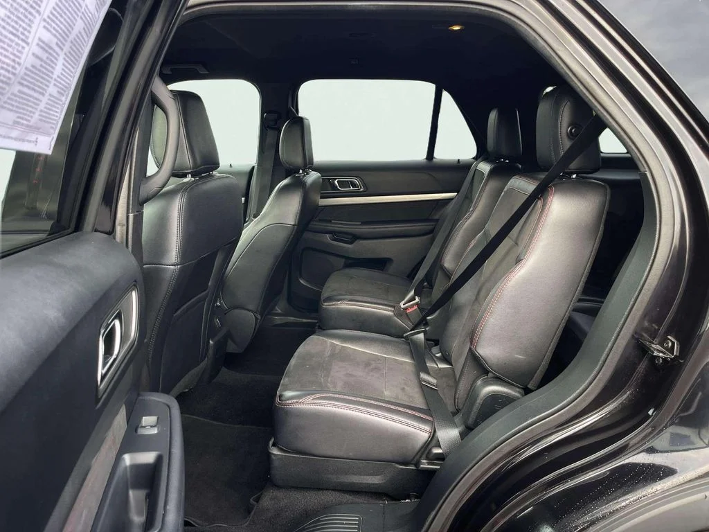 Used 2019 Agate Black Metallic Ford XLT image 27
