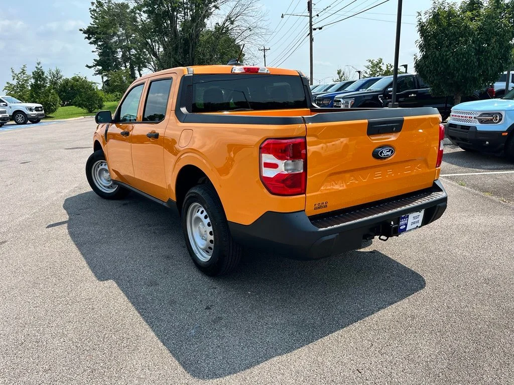 New 2026 Orange Ford XL image 4