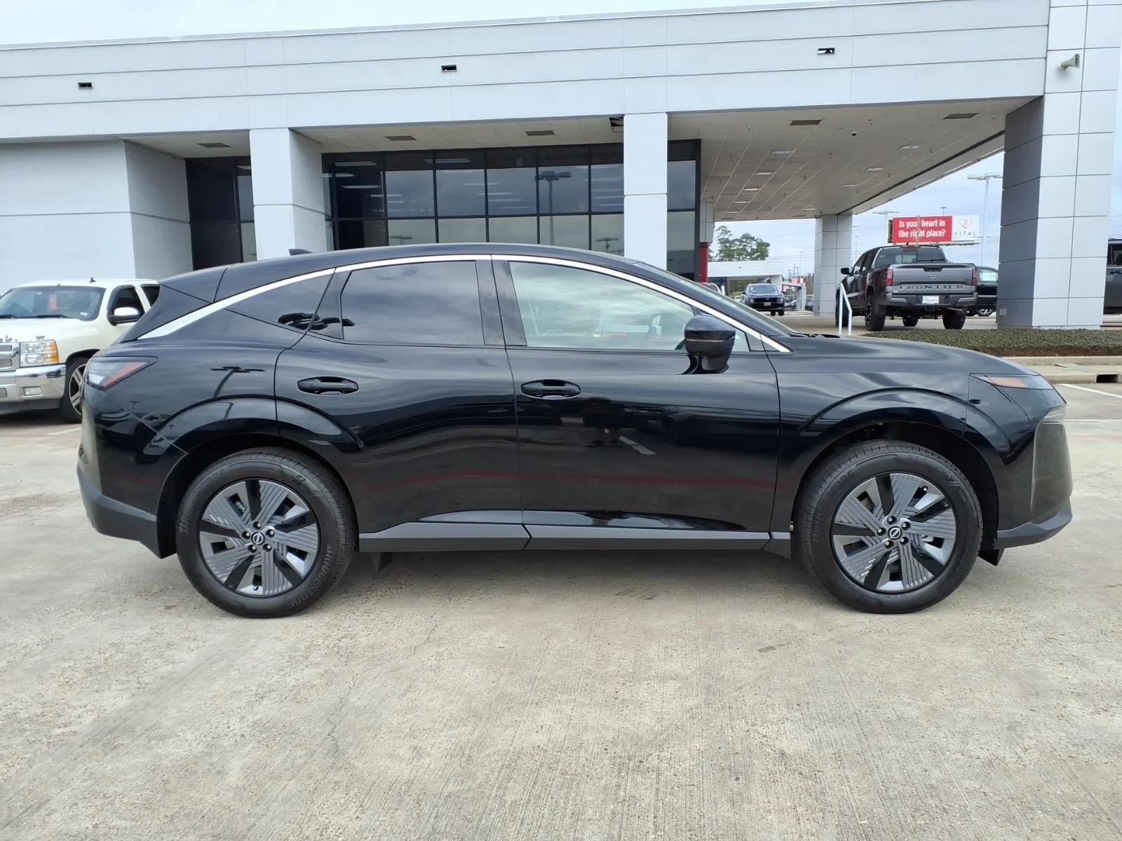 2026 Nissan Murano SL Black at Robbins Nissan