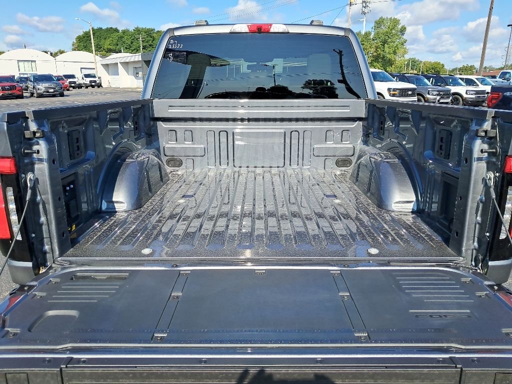New 2025 Carbonized Gray Metallic Ford Flash™ image 25