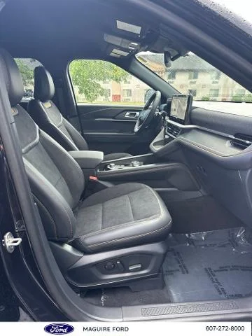 New 2026 Agate Black Metallic Ford Tremor® image 29