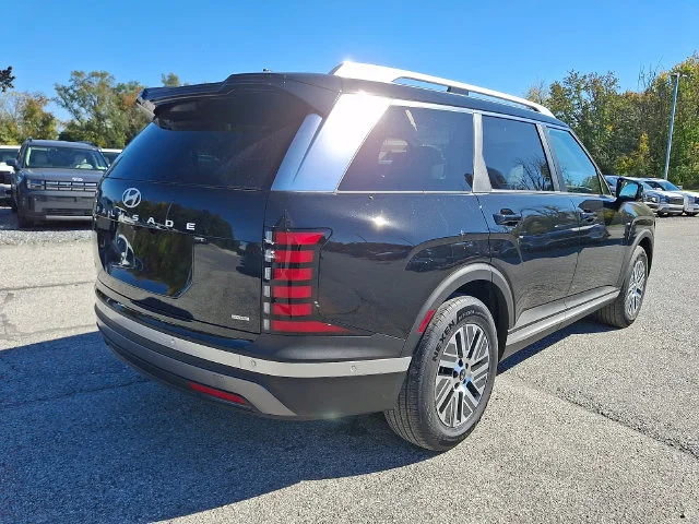 New 2027 Black Hyundai SEL Premium image 4