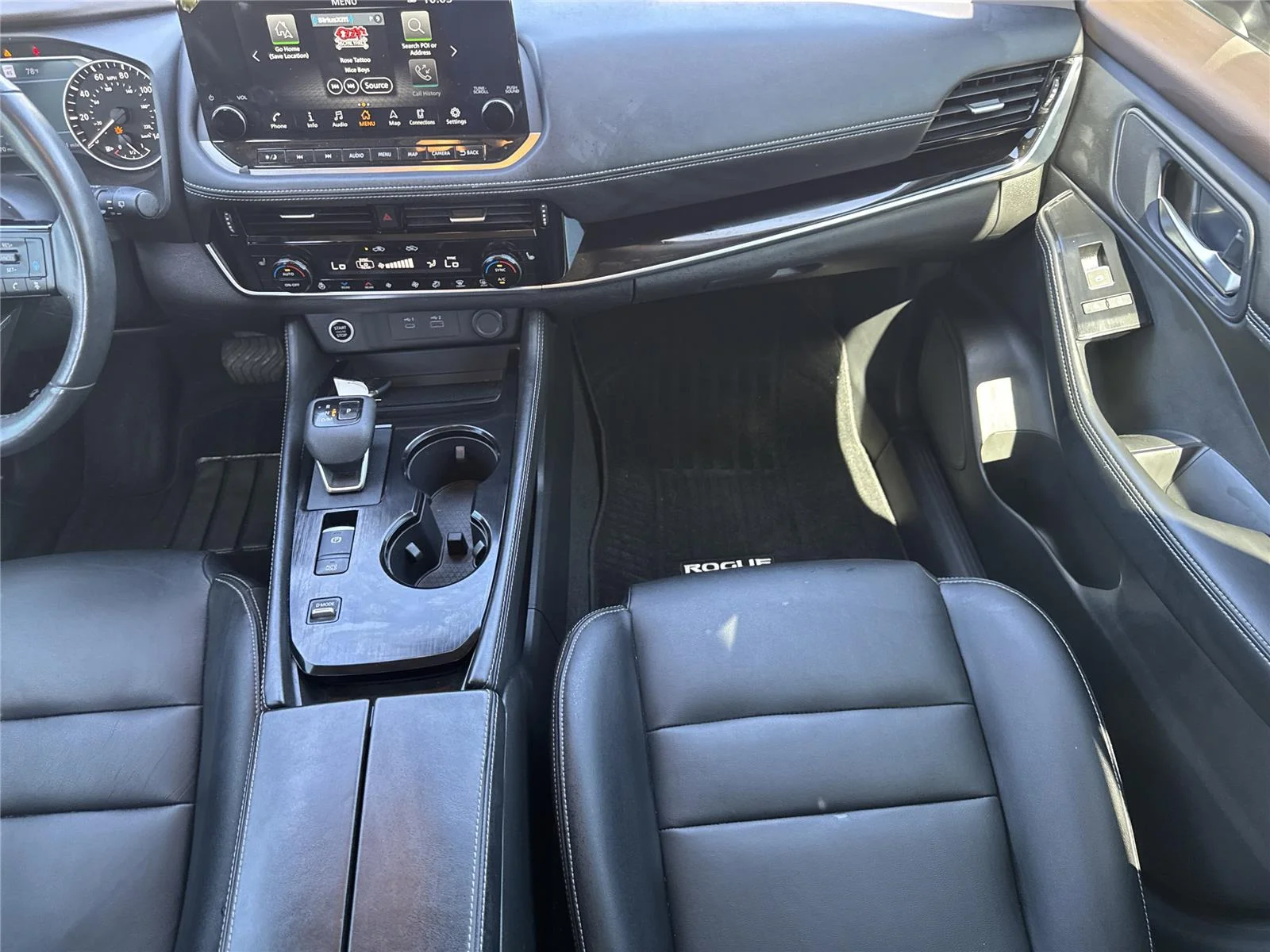 Used 2023 Super Black Nissan SL image 16