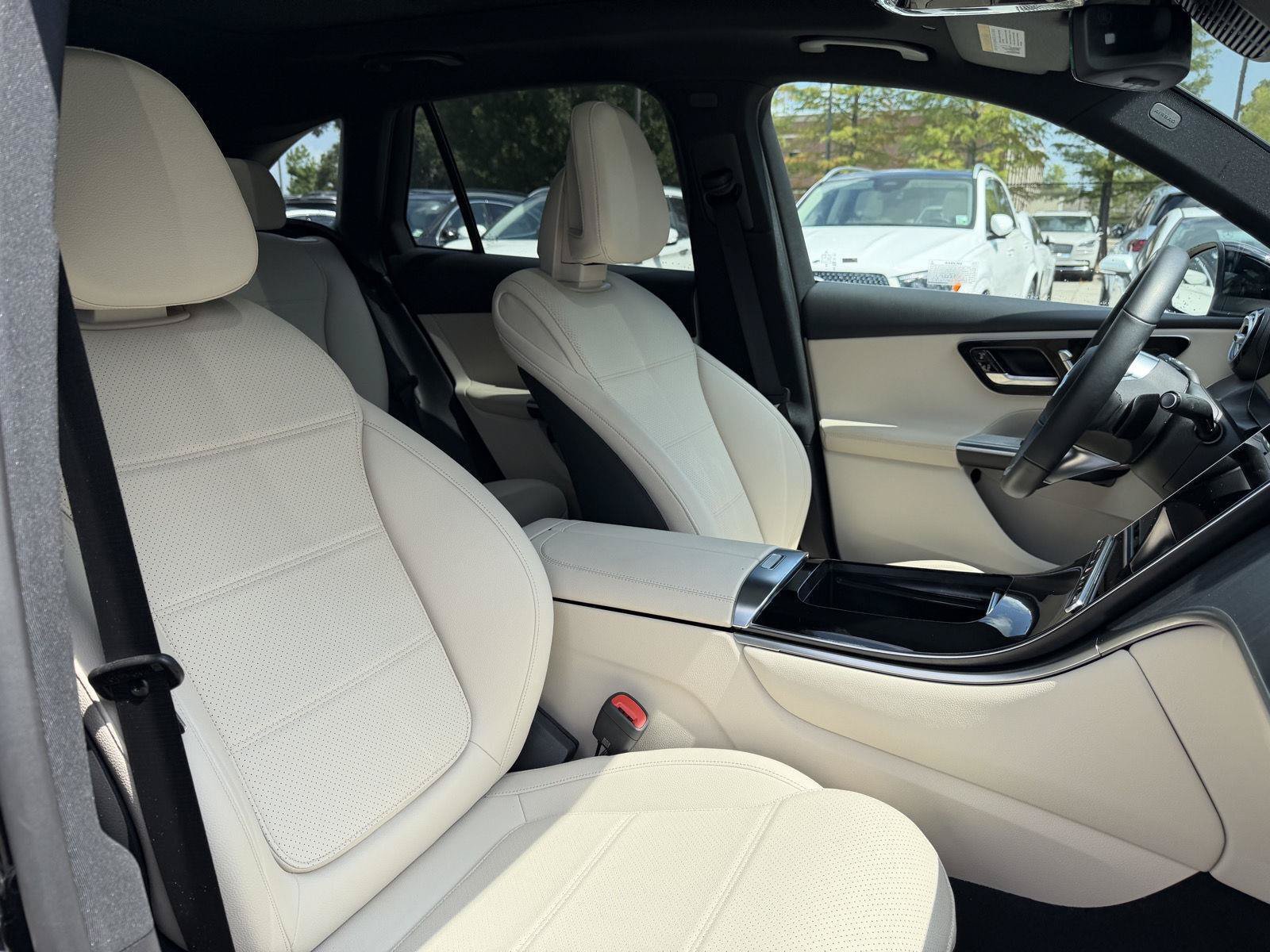 Certified Used 2026 Black Mercedes-Benz GLC 300 image 29