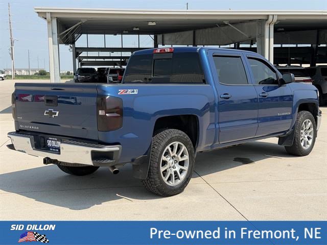 Used 2015 DEEP OCEAN BLUE METALLIC Chevrolet LT image 12
