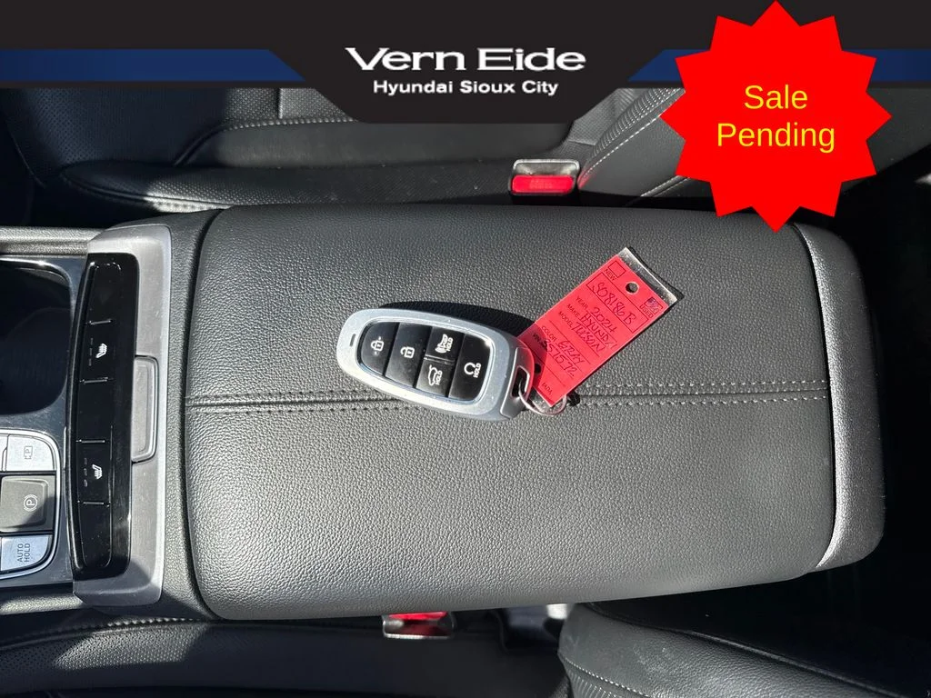 Used 2024 Gray Hyundai SEL image 29