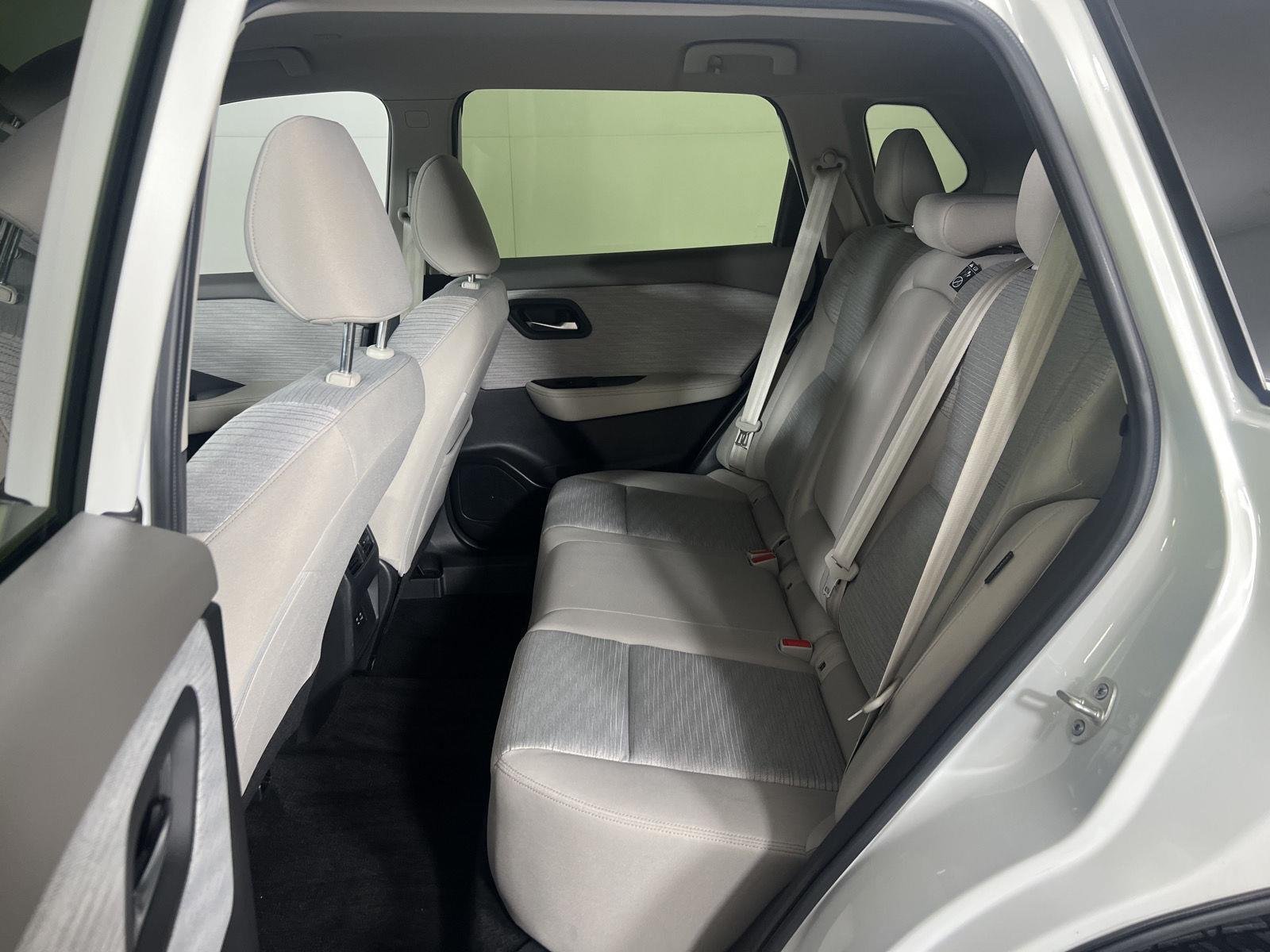 Used 2023 Pearl White Tricoat Nissan SV image 22