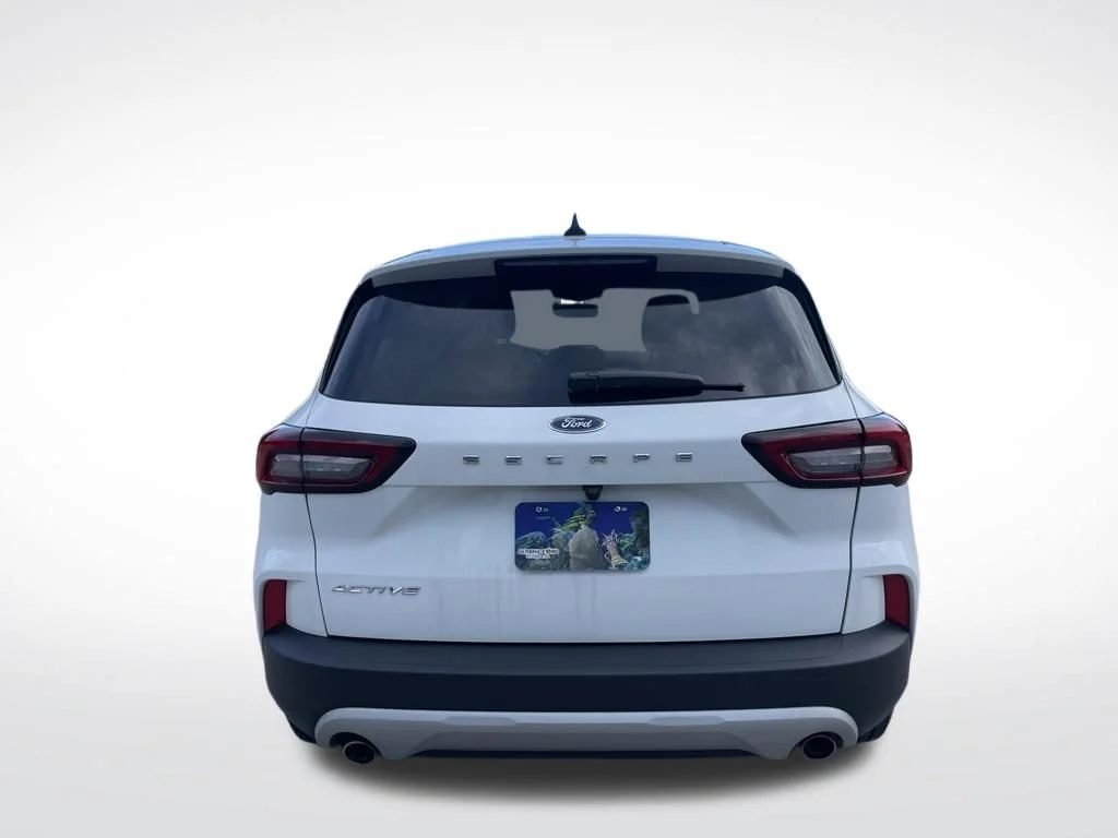 Certified Used 2025 Oxford White Ford Active image 7