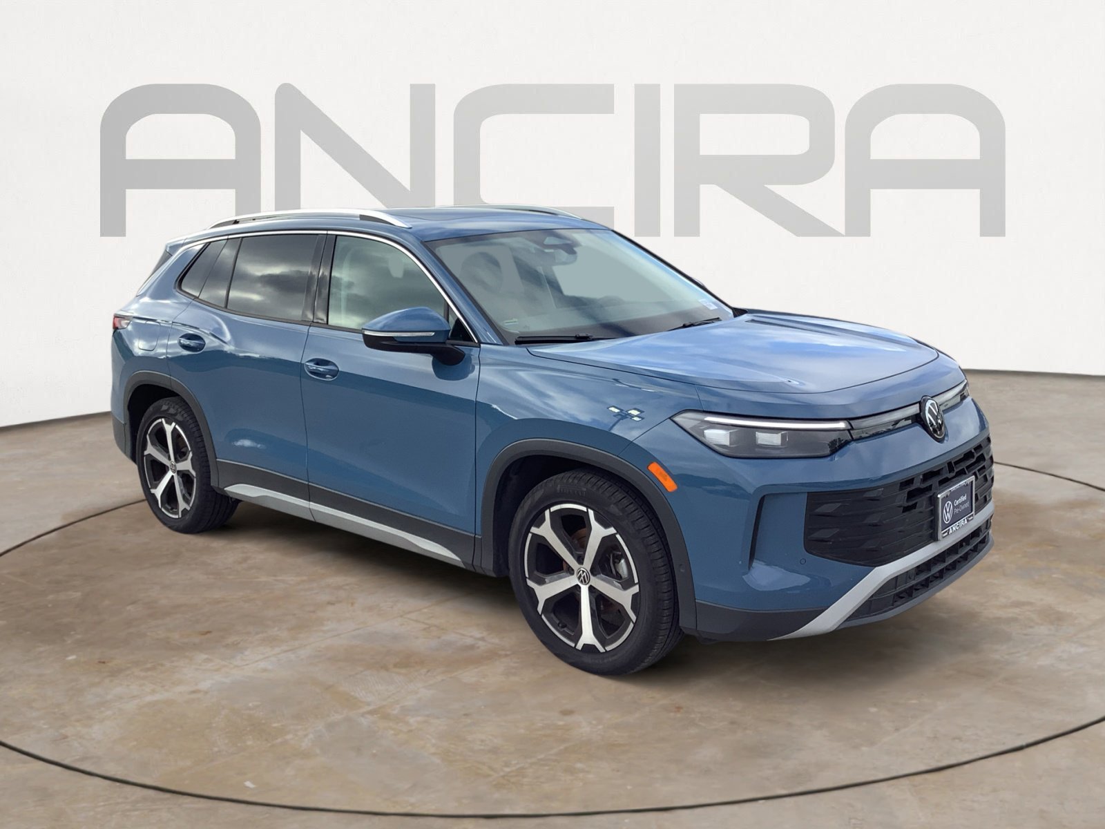 New 2026 Monterey Blue Pearl Volkswagen SE image 2