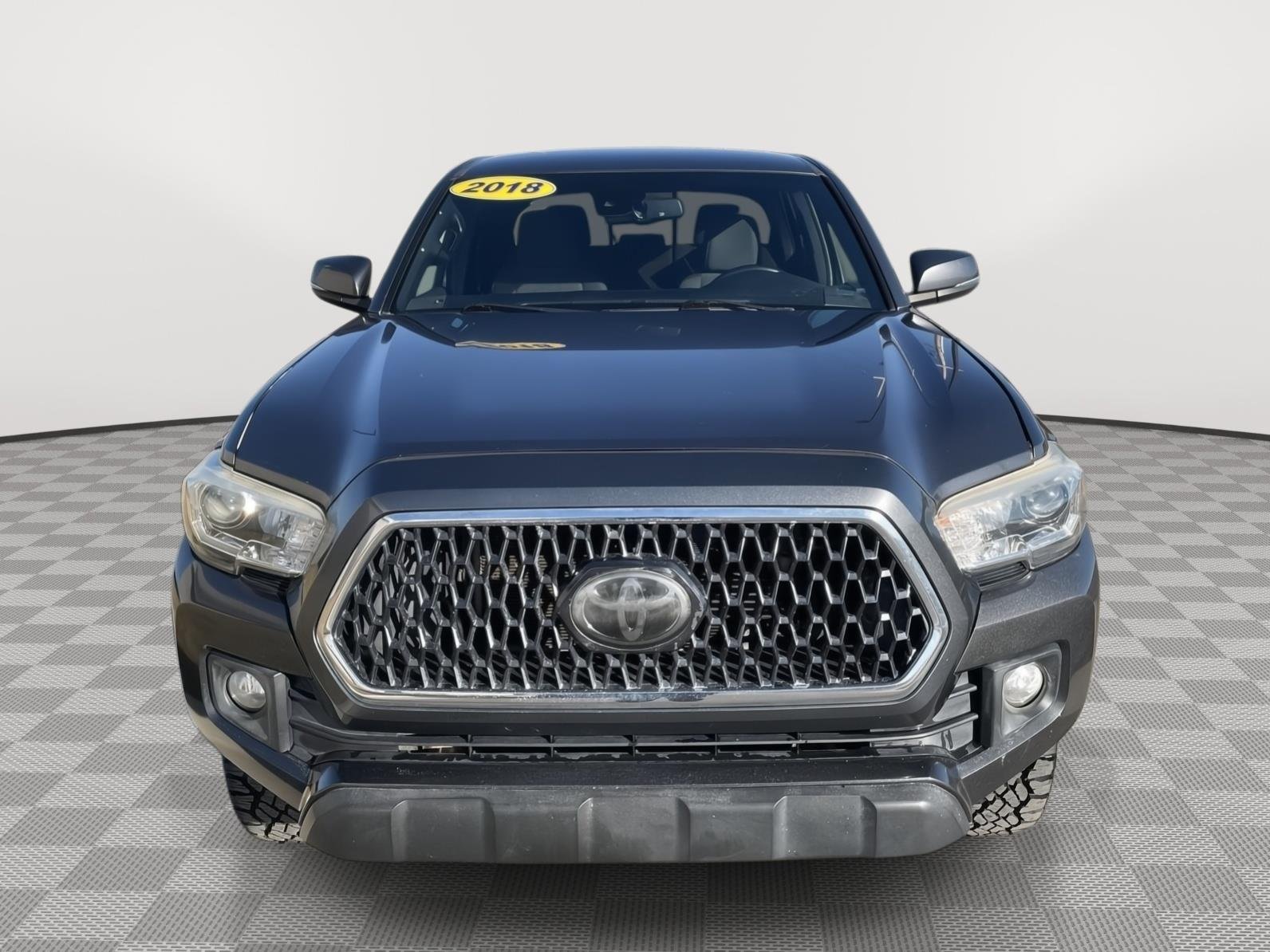 Used 2018 Toyota Tacoma TRD Off Road with VIN 5TFAZ5CN3JX068719 for sale in Kansas City
