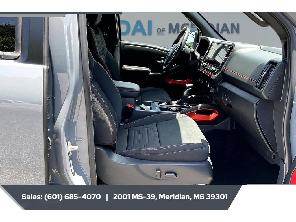 2025 Nissan Frontier PRO-4X - Photo 6