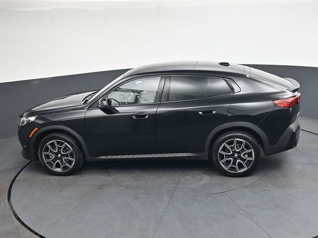 Used 2025 Black BMW xDrive28i image 26
