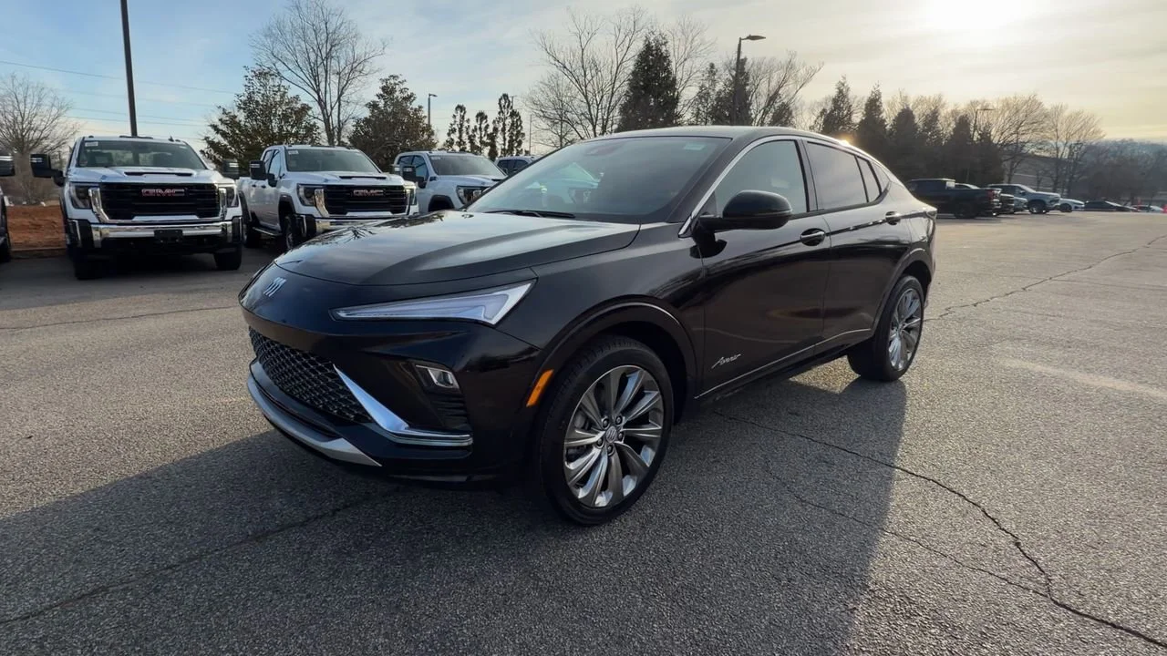 New 2026 Ebony Twilight Metallic Buick Avenir image 4