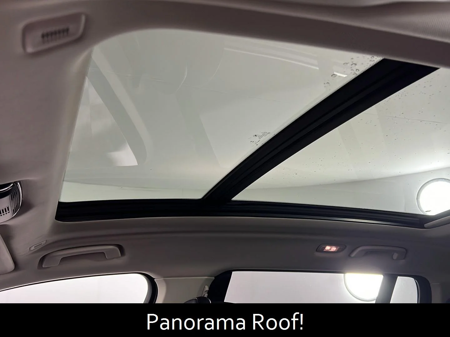 Used 2024 Skyscraper Grey Metallic BMW xDrive40i image 11
