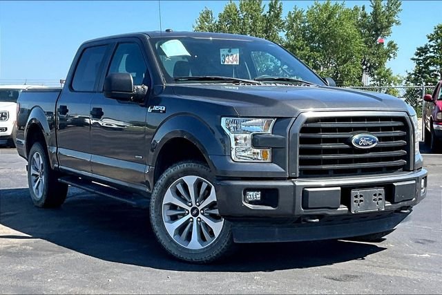 Used 2017 Gray Ford XL image 2