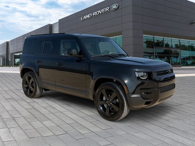 New 2026 Santorini Black Land Rover S image 7